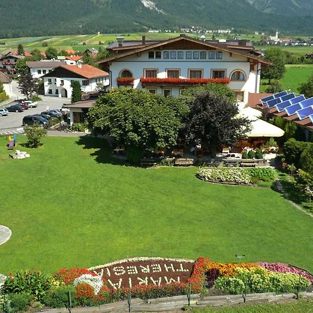 Gartenhotel Maria Theresia هول ان تيرول المظهر الخارجي الصورة