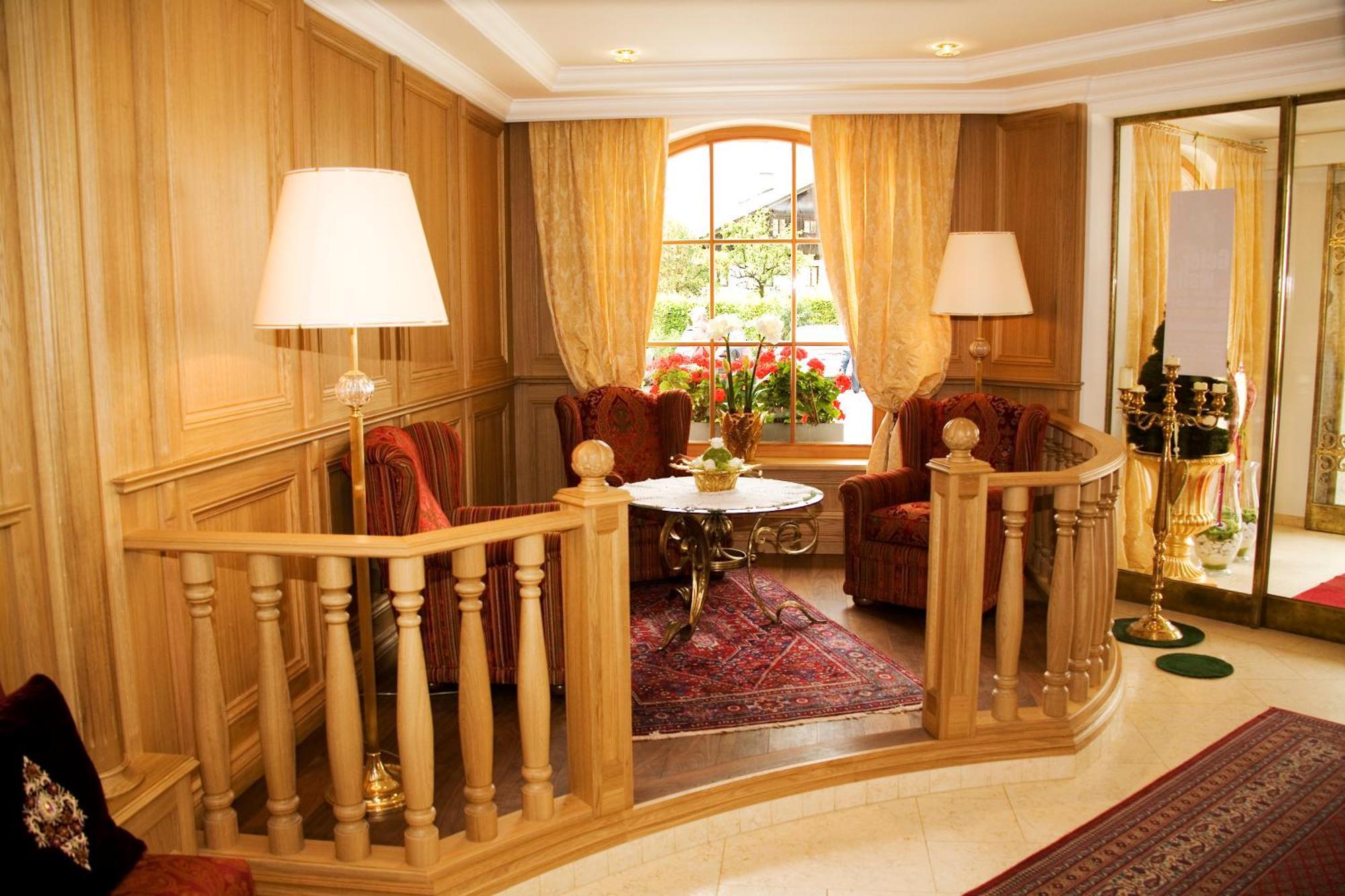 Gartenhotel Maria Theresia هول ان تيرول المظهر الخارجي الصورة