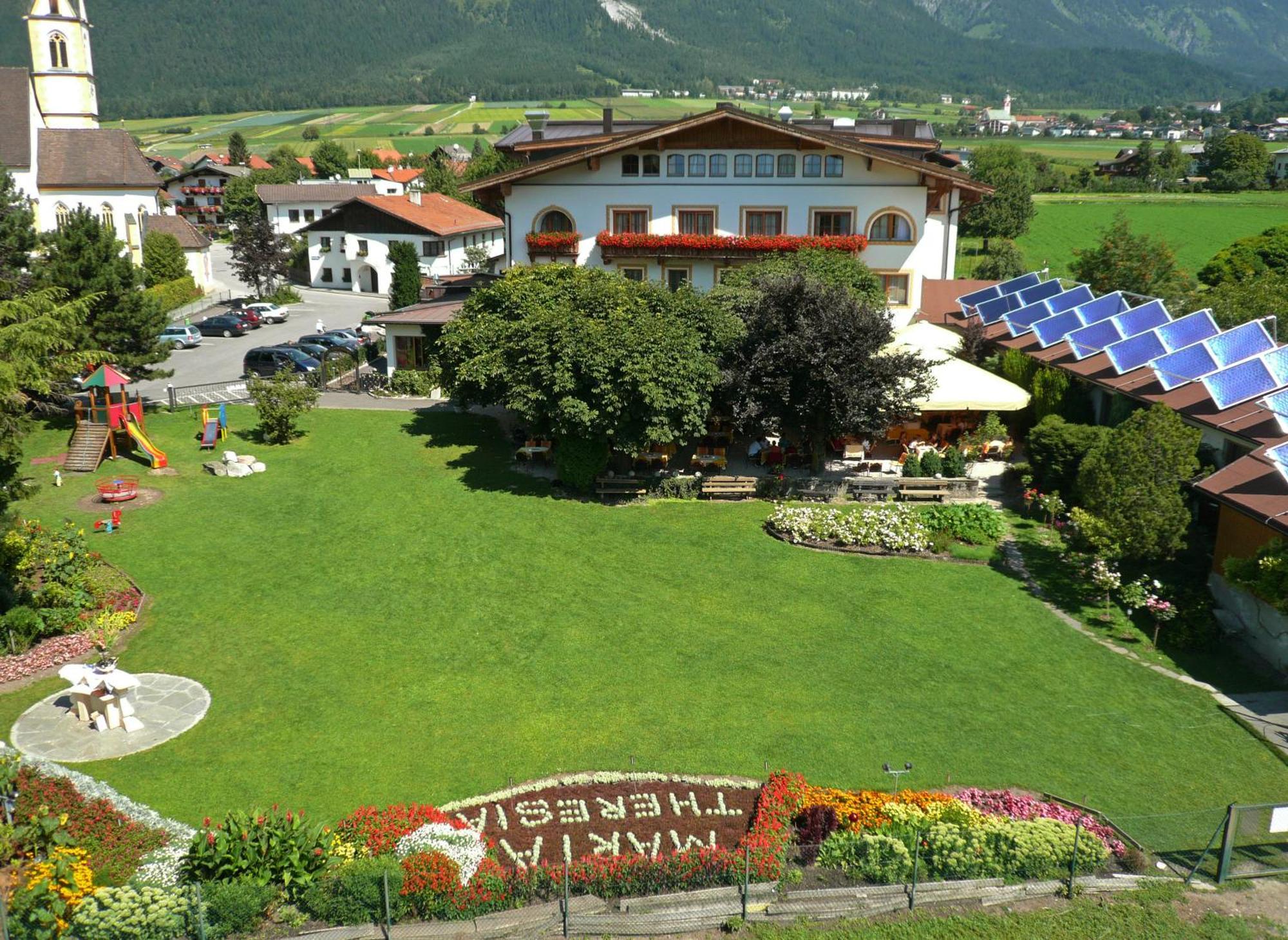 Gartenhotel Maria Theresia هول ان تيرول المظهر الخارجي الصورة
