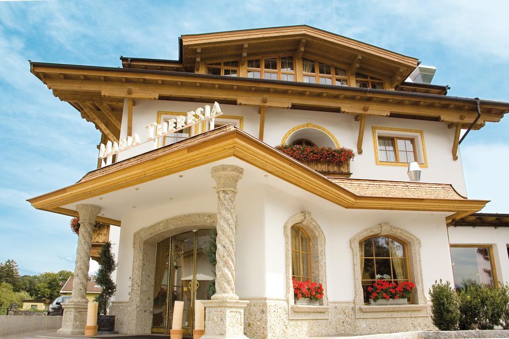 Gartenhotel Maria Theresia هول ان تيرول المظهر الخارجي الصورة