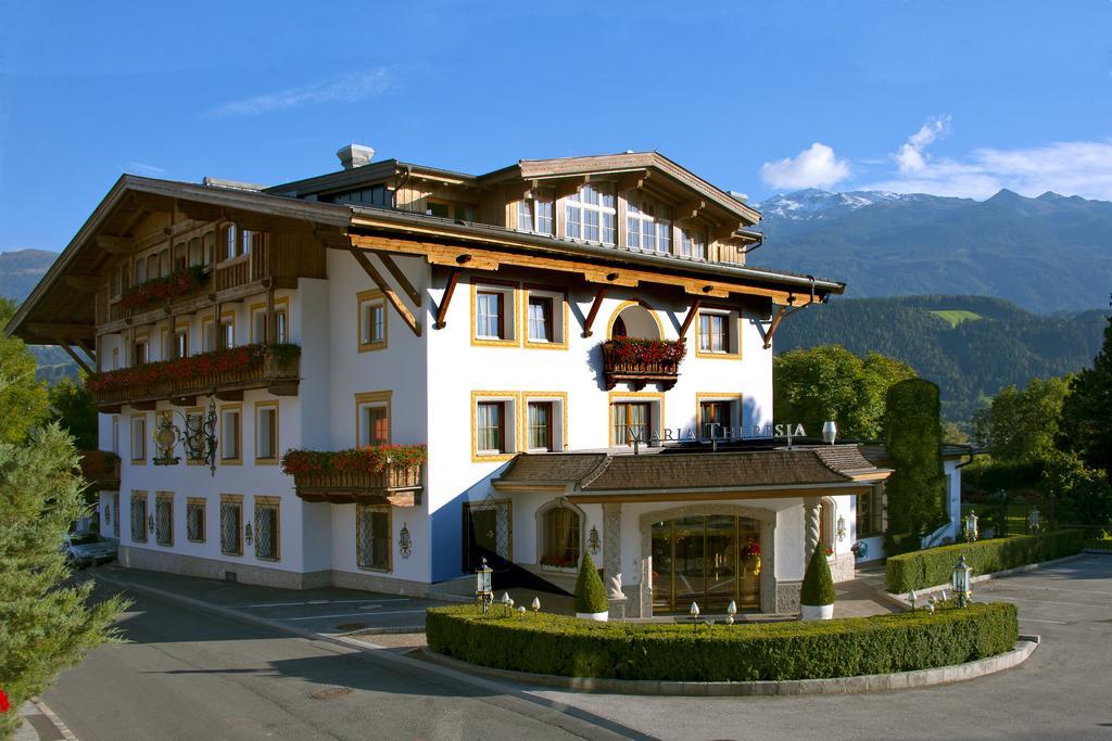 Gartenhotel Maria Theresia هول ان تيرول المظهر الخارجي الصورة